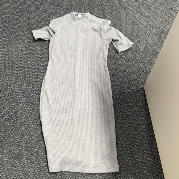 Old navy ribbed midi dress xs // 070412 - Picture 1 of 2